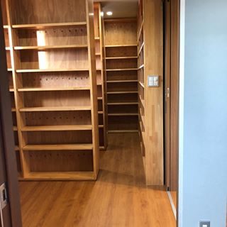 #造作家具#造作建具#造作本棚#レッドシダー#造作テレビボード#オイル塗装#タモ付き板
